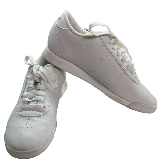 Reebok Classic Sneaker White Preowned Size  8 - Picture 1 of 9